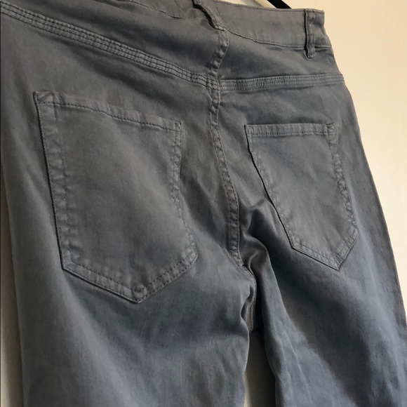 Pants - Picture 4 of 4